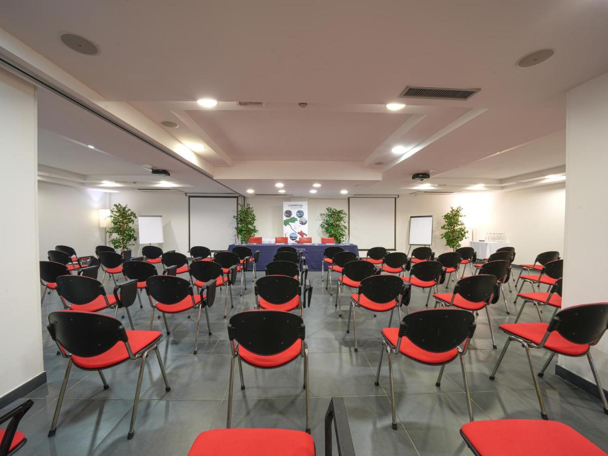 La Meridiana Bleisure Hotel 4*